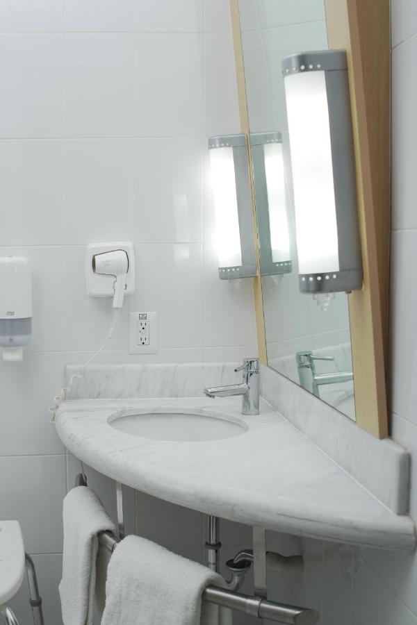 Ibis Хермосило Екстериор снимка