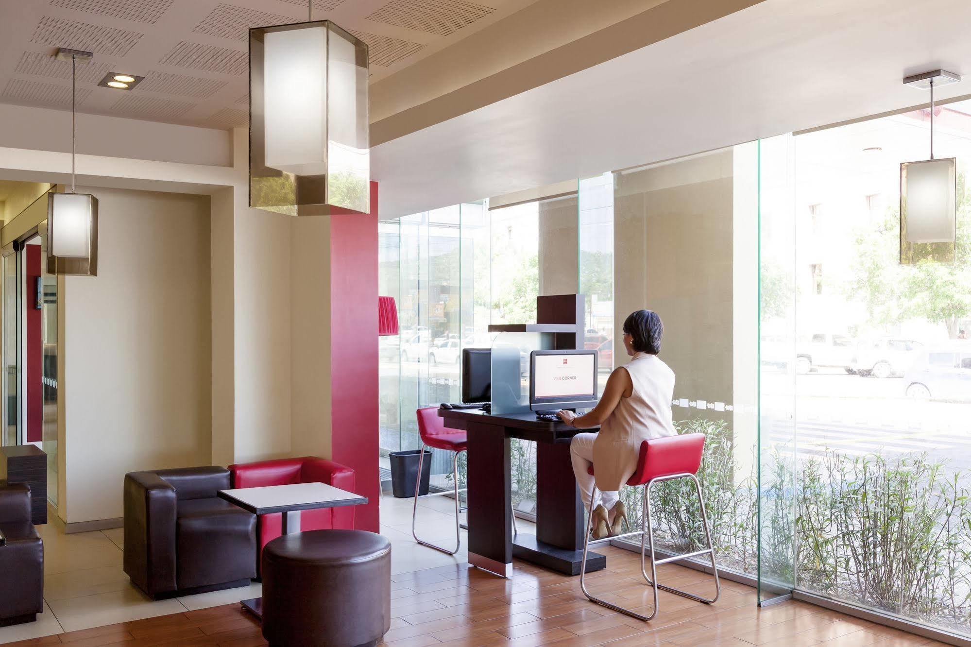 Ibis Хермосило Екстериор снимка
